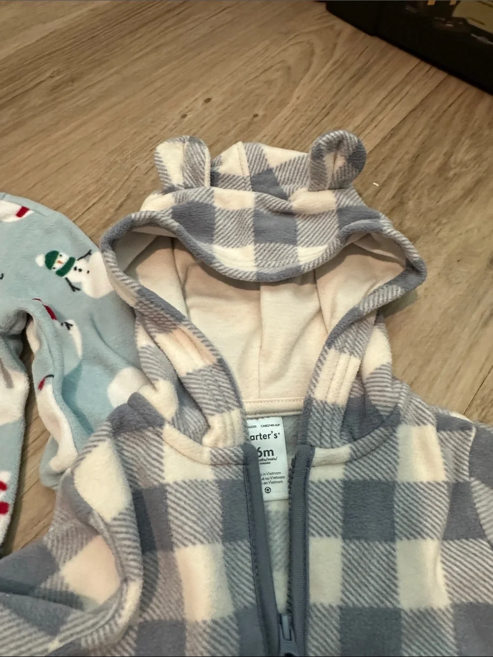 Carters Fleece bundle 3-6/6 months